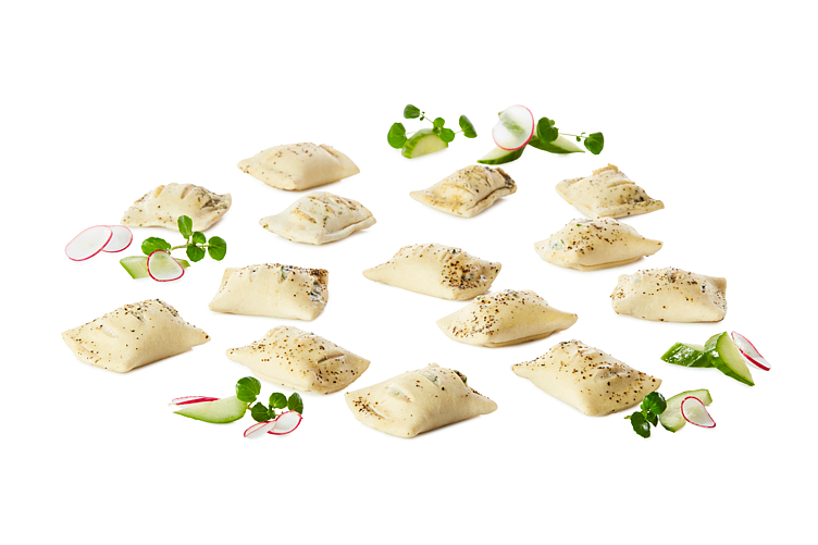 Butterdeigsnacks med røkt laks 30g   3,4kg